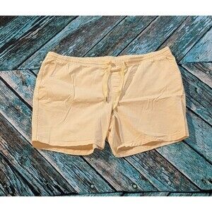 Land's End XXL men's yellow short shorts (hoochie daddy shorts)